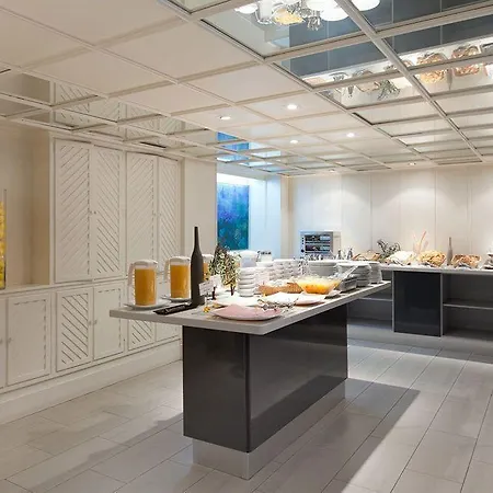 Ξενοδοχείο Alcazar 3*